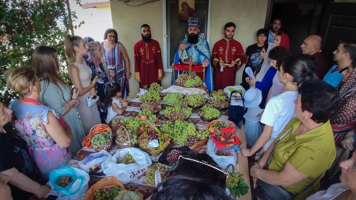 Армяне Симферополя отметили праздник Успения Пресвятой Богородицы