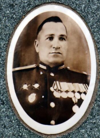 Бондаренко Алексей Владимирович 1907-1965