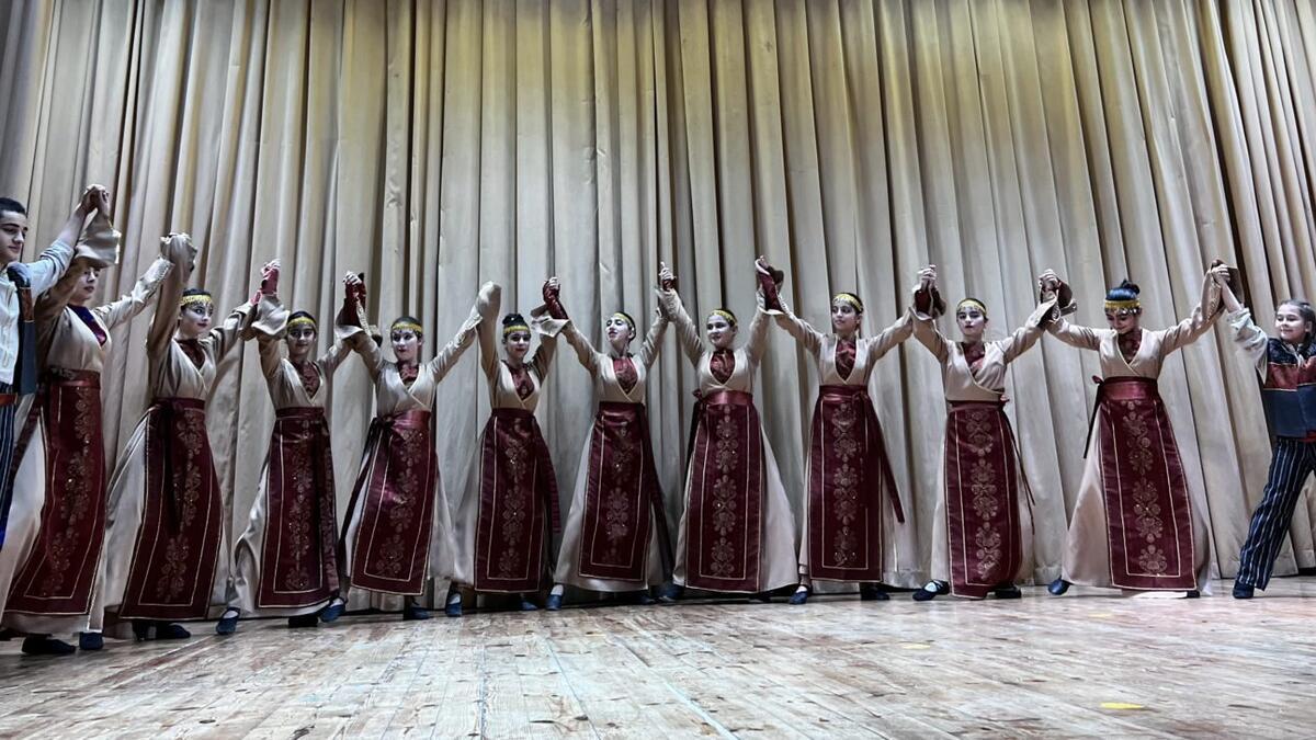 В Алуште состоялся концерт танцевального ансамбля «Арарат»