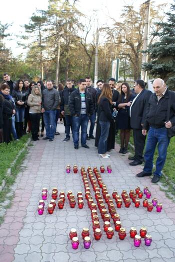 Акция "Зажги свечу"  в память о жертвах Геноцида в Османской империи DSC06278