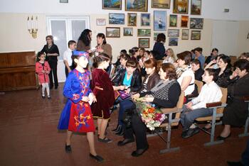 Праздник Дня материнства и красоты в Армянской школе DSC08969