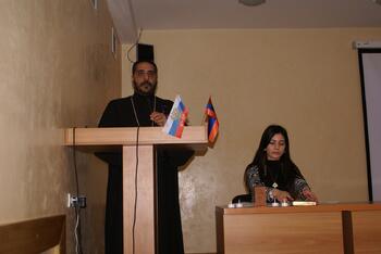 Форум , посвященный  Дню памяти мучеников Геноцида армян DSC01448