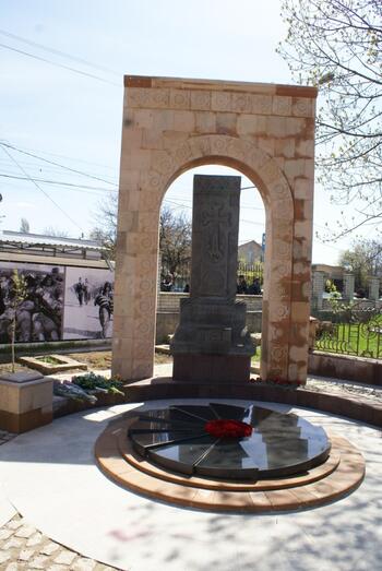 Строительство мемориала Памяти мучеников геноцида Памятник Симферополь 2