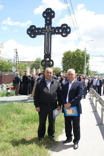 Освящение поклонного креста в селах Лозовое и Перевальное DSC04892