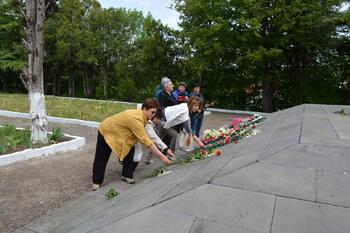 Армяне Крыма возложили цветы к памятнику воинам 89-й таманской дивизии DSC_0036