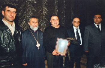 Арам Асатрян с концертом в Симферополе 2003
