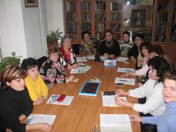Участницы лиги армянских женщин  "Майрик" собрались в офисе КАО