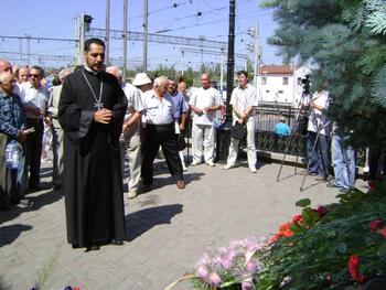 День памяти жертв депортации народов Крыма 2009 DSC01127