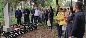 На староармянском кладбище почтили память поэта Оноприоса Анопьяна 242192389_605833890798483_4811723651738960285_n