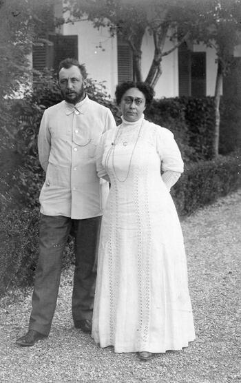 Фото.С.С.Налбандов с женой Марией Христофоровной. Саки. 1910г.
