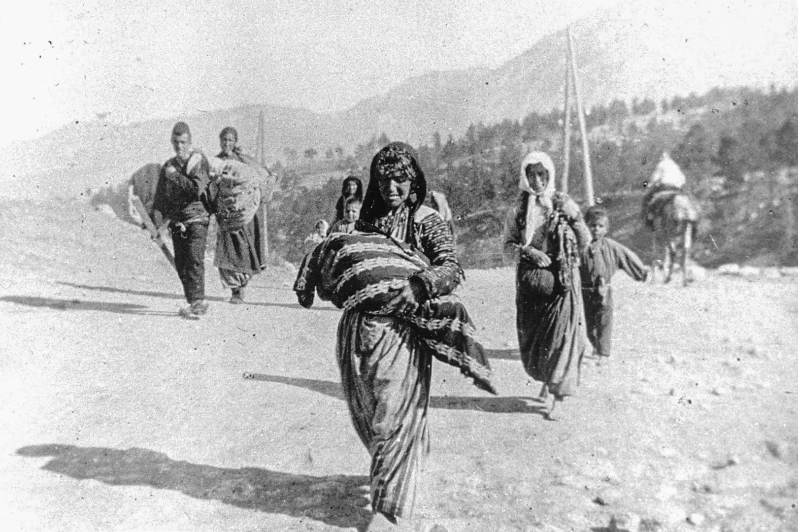 Депортированные армяне. Геноцид армянского народа 1915.