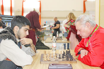В шахматном турнире встретились представители общин Крыма