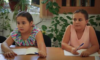 Армянский образовательный центр начал учебный год IMG_1353