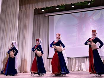 Танцевальный ансамбль «Арарат» провёл отчётный концерт 230522 Ансамбль Арарат провел отчетный концерт11