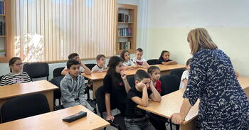 Занятия в армянском образовательном центре