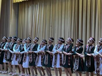 В Алуште состоялся концерт танцевального ансамбля «Арарат» 231112 В Алуште состоялся концерт танцевального ансамбля Арарат 6