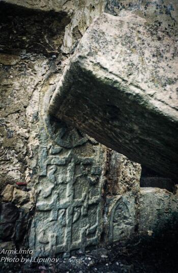 с.Тополевка. Руины храма Сурб Саркис. Фото И.Липунова Фото И.Липунова 186