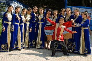 Праздник Вардавар 2010 армяне Крыма  отметили  в монастыре Сурб Хач