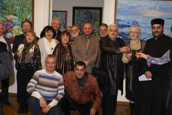 Выставка крымских армянских художников состоялась в Алуште DSC00474