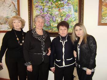 Выставка крымских армянских художников состоялась в Алуште P2030008